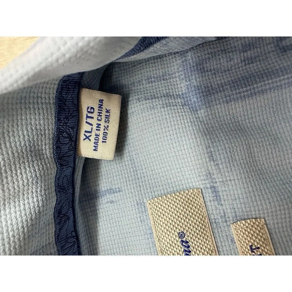 Tommy Bahama Men's Shirt Size XL 100% Silk Button Up Solid Blue Original Fit - Picture 5 of 8